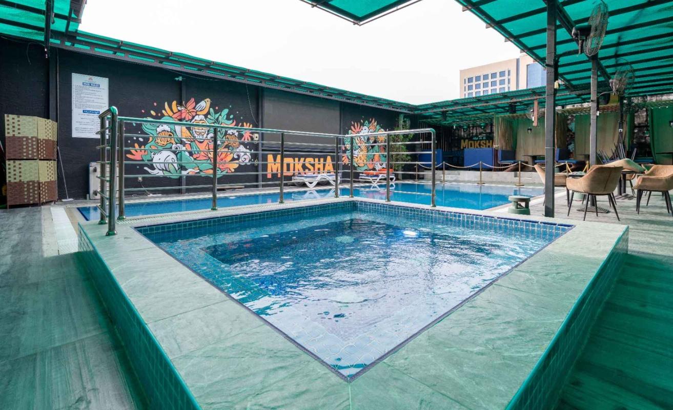 Sky Lounge (Moksha Bar & Restaurant) Orchid Vue Hotel Dubai Sky Lounge (Moksha Bar & Restaurant) Orchid Vue Hotel Dubai